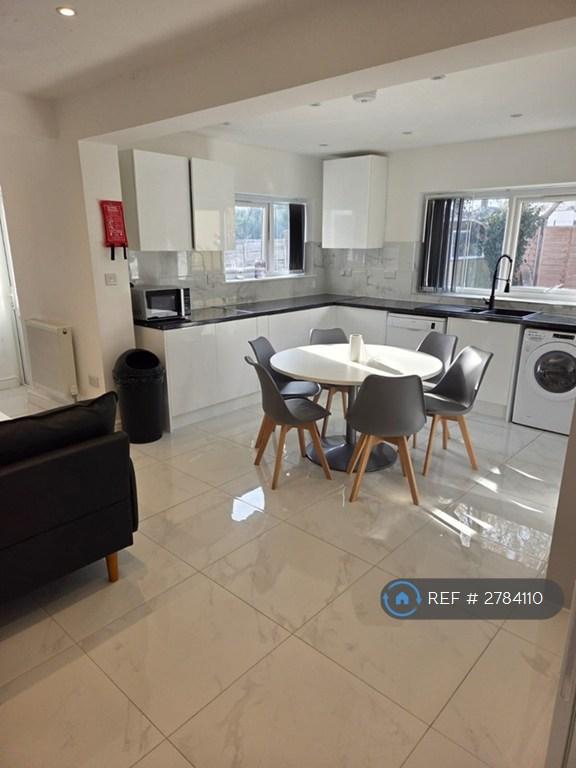 6 bedroom house in Shelley Road, Oxford, OX4 (6 bed) (#2784110)