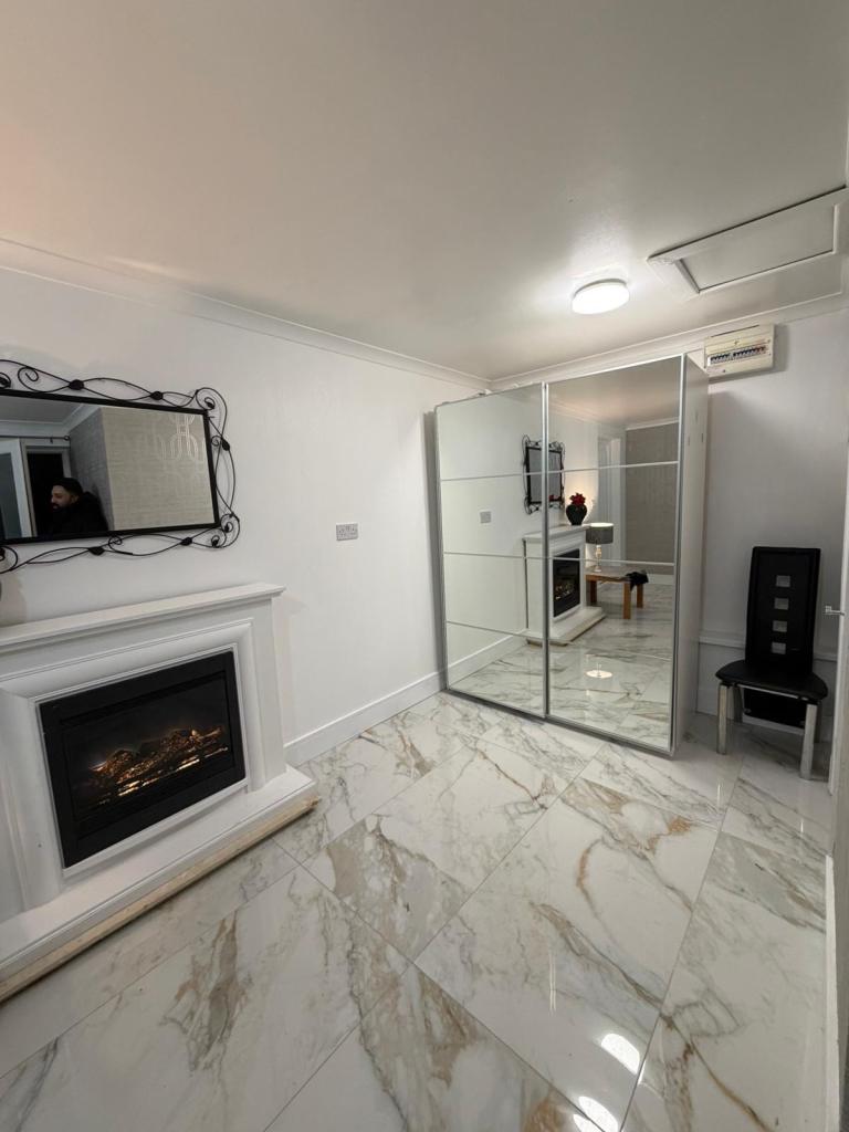 Studio/ 1 bedroom flat ALL BILLS INCLUDED! 