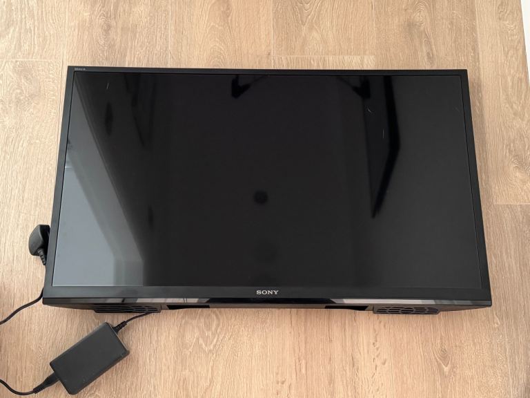 Sony KDL-32WE613 32 inch Smart LED TV - Good Working Order
