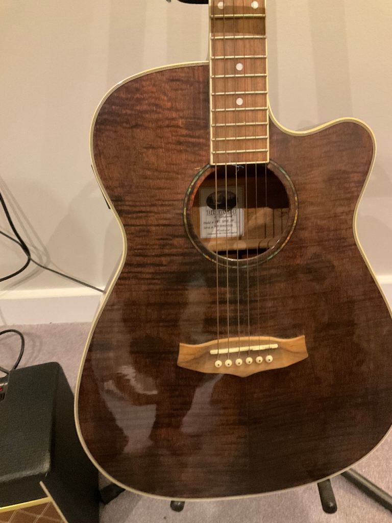 Tanglewood ‘Discovery’ acoustic electro guitar