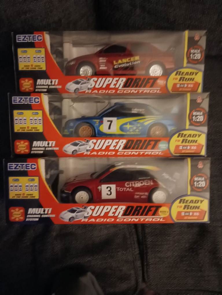 EZTEC Super Drift Radio Control Cars - 3 Pack