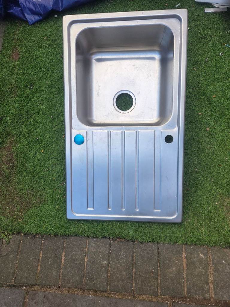 ​BRAND NEW Sauber Stainless Steel Kitchen Sink - Modern Square Bowl 