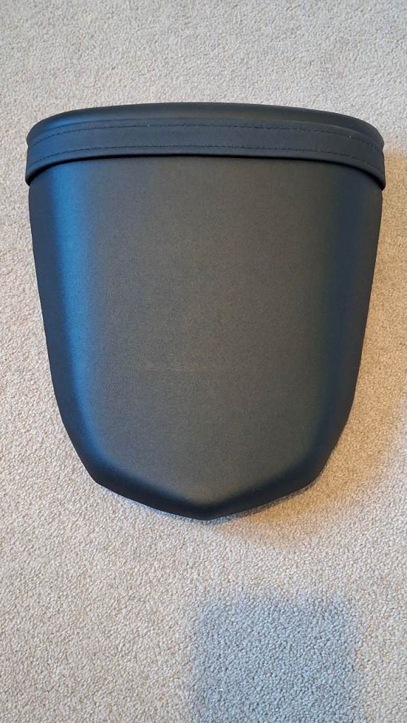 Motorcycle Rear Passenger Pillion Seat For 2004 2005 Suzuki GSXR 600 GSXR750 04