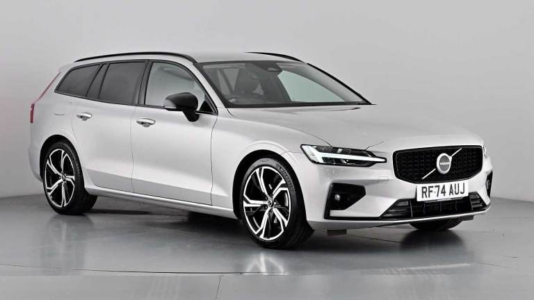 2025 Volvo V60 Plus Dark B4 Mild hybrid Dark Tints Google Nav 19' Alloys Estate Petrol Automatic