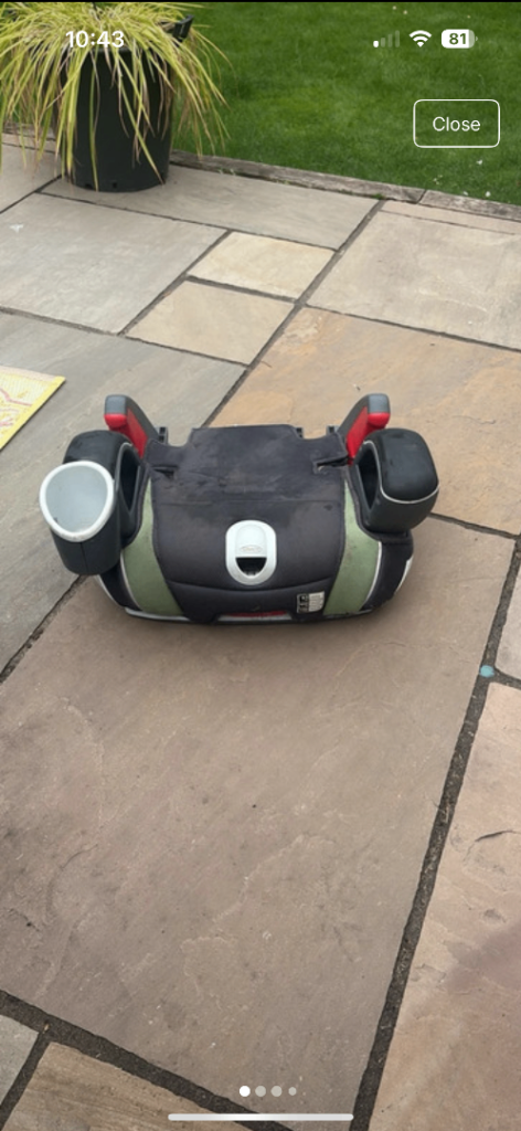 image for Child’s car booster seat 