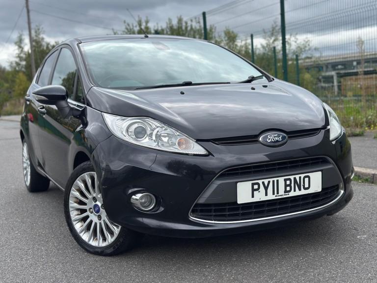 2011 Ford Fiesta 1.4 Titanium 5dr HATCHBACK Petrol Manual