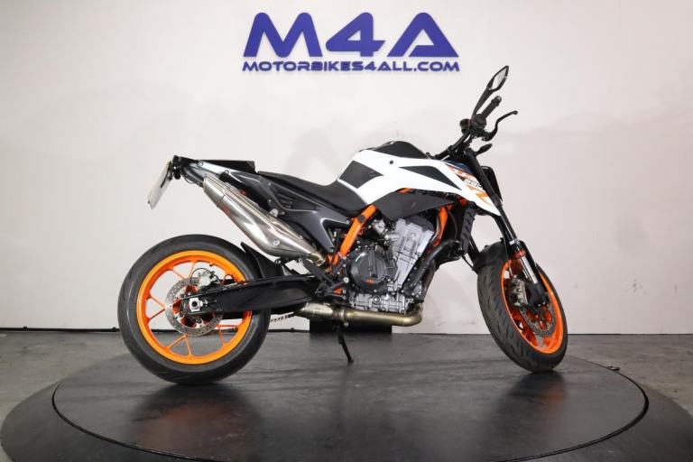KTM 890 DUKE R 2021