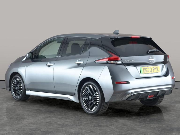 2024 Nissan Leaf 110kW N-Connecta 39kWh 5dr Auto HATCHBACK ELECTRIC Automatic