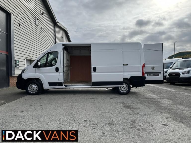 22 Reg, Vauxhall Movano Edition L3H2 FWD, Air-Con