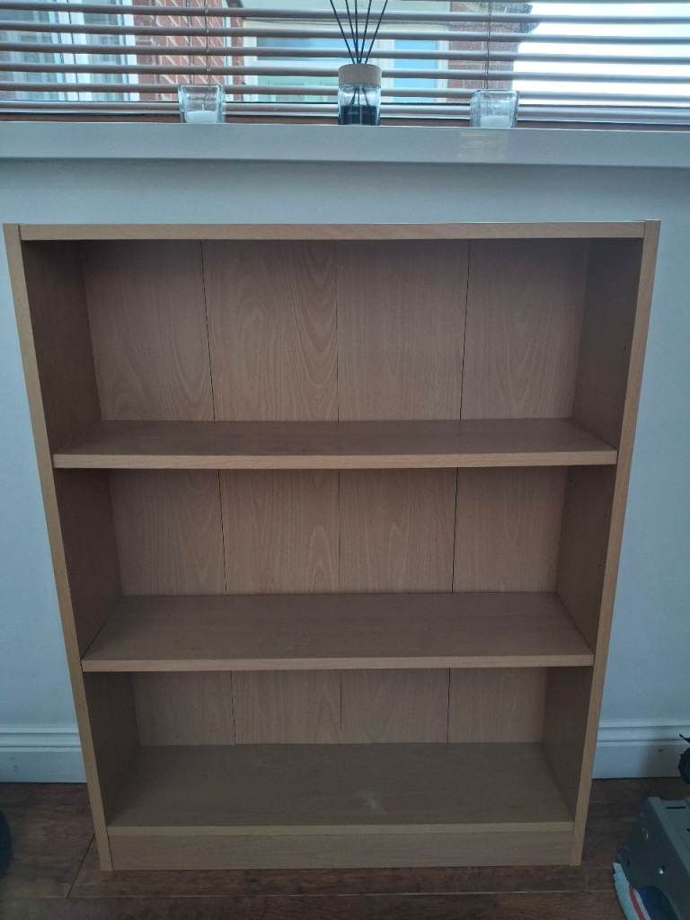 Free bookcase shelves 
