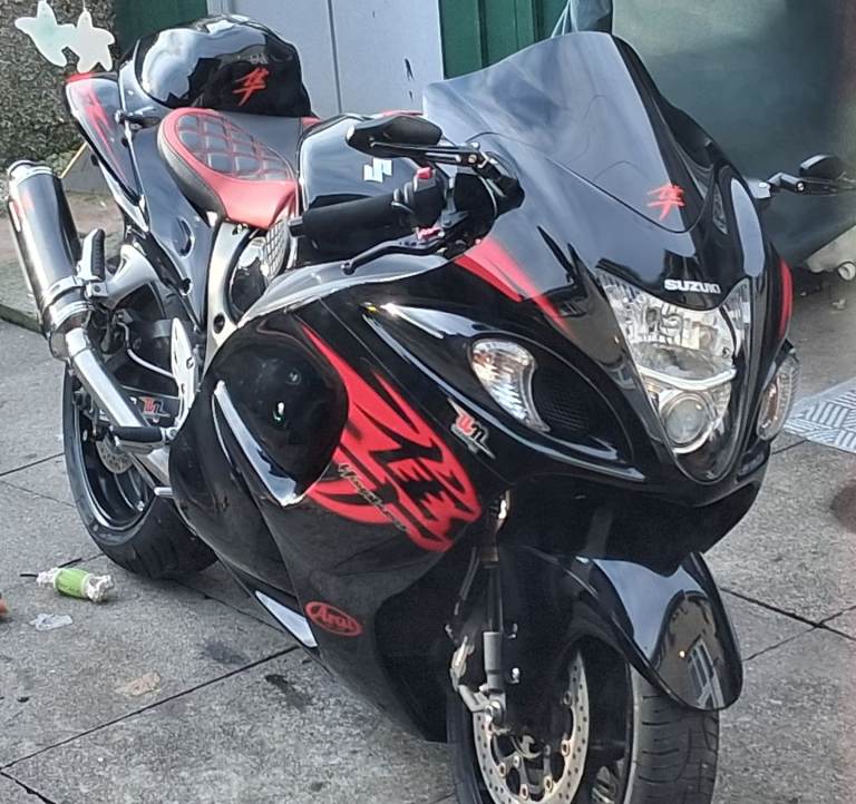 Mint condition hayabusa with long mot, spare new tyres, abba stand etc with it