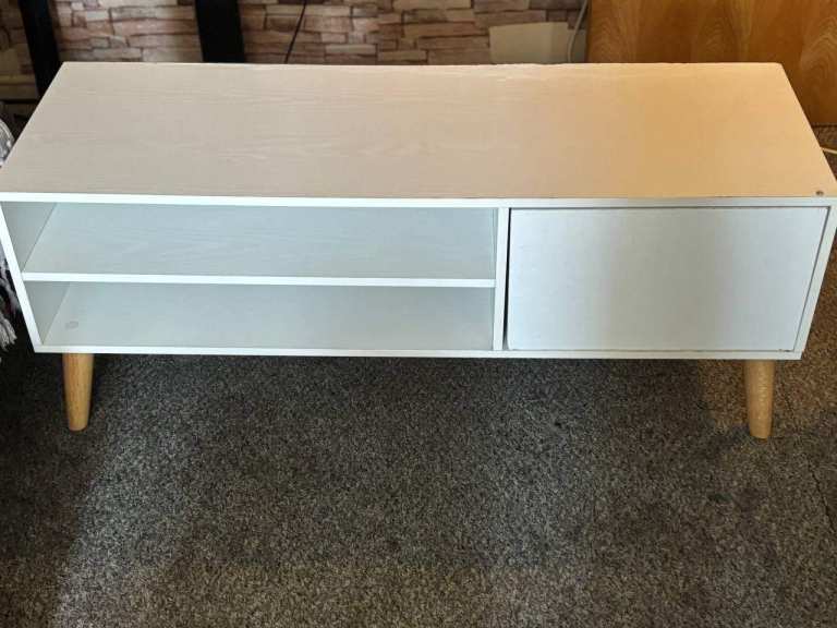 Amazing TV stand, 120*40*50 cm