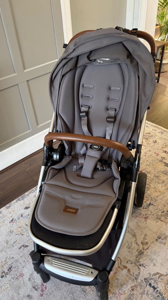 Mamas & Papas Flip XT2 Pram/Stroller - Grey, Good Condition