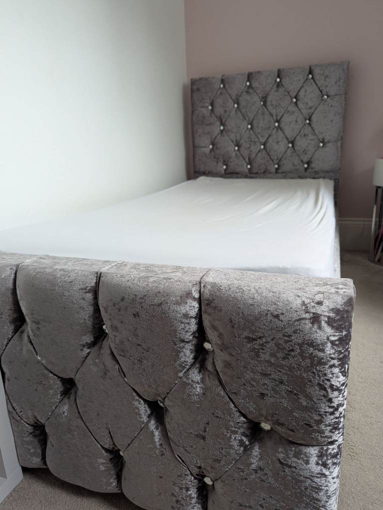 Grey Velvet Single Bed