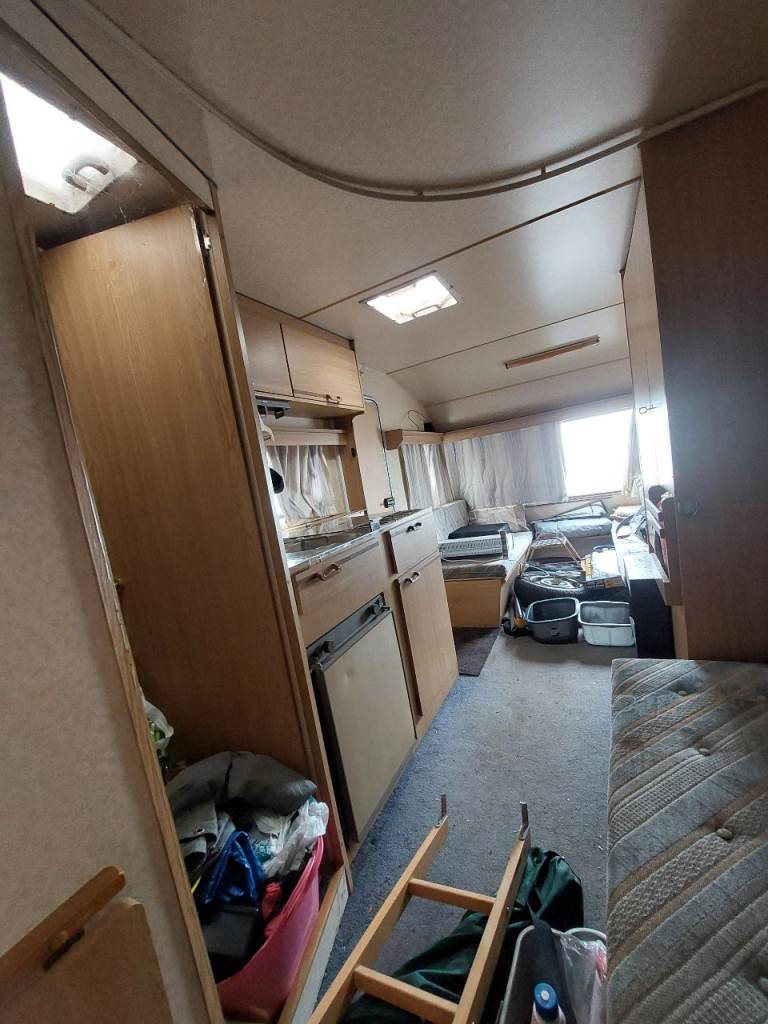 Monza 5 berth caravan with full size awning 