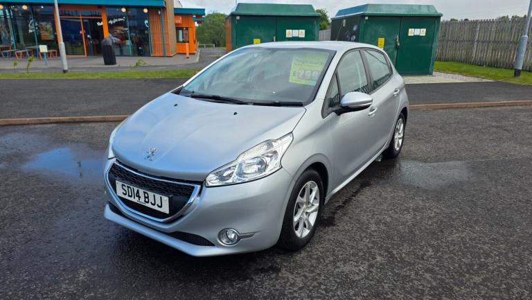 2014 Peugeot 208 1.2 VTi Active 5dr HATCHBACK Petrol Manual