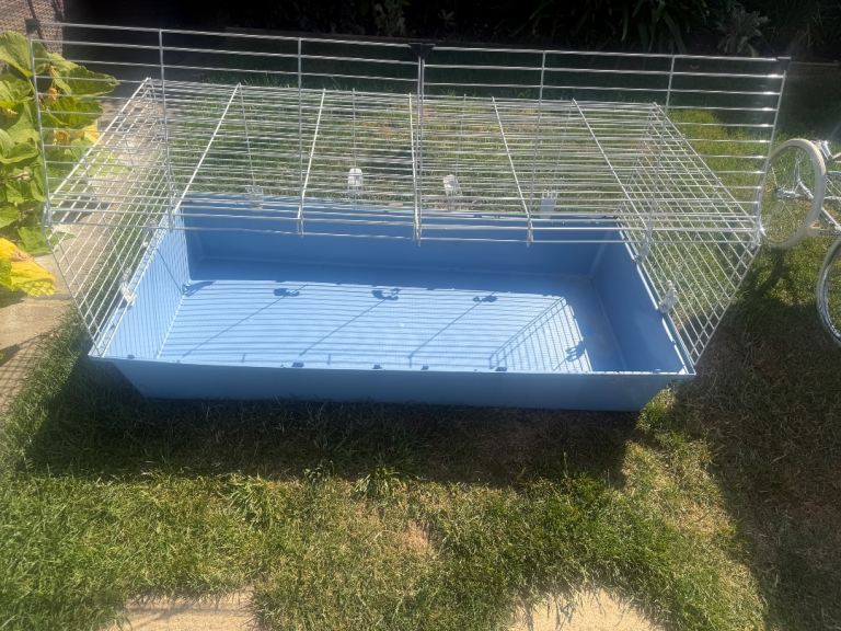 Indoor pet cage 