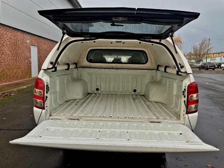 2019 Mitsubishi L200 Double Cab DI-D 151 4Life 4WD PICK UP Diesel Manual