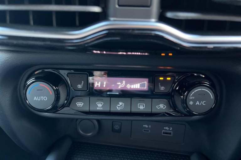 2025 Nissan Juke 1.6 Hybrid Tekna 5dr Auto Automatic Hatchback Hybrid Automatic