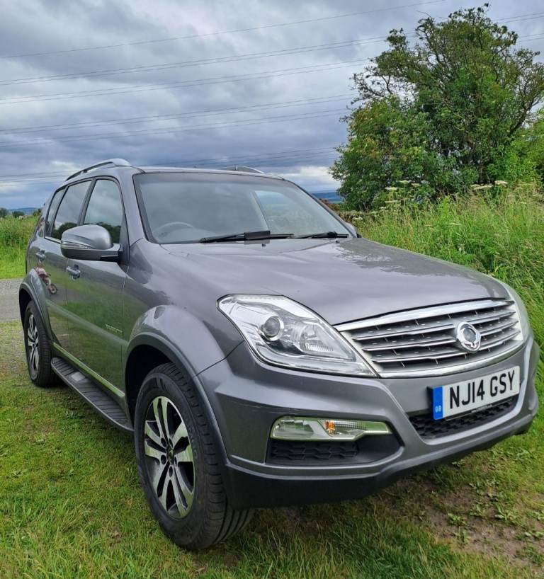 Ssangyong, REXTON W, Estate, 2014, Manual, 1998 (cc), 5 doors