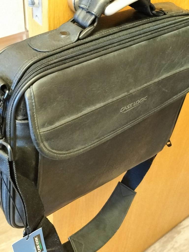 Laptop Carry Case with Shoulder Strap