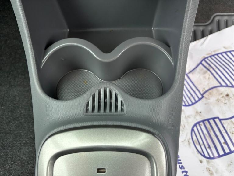 2010 Peugeot 107 1.0 12V Urban Hatchback 3dr Petrol 2 Tronic Euro 4 (68 ps) Hatchback Petrol Auto...