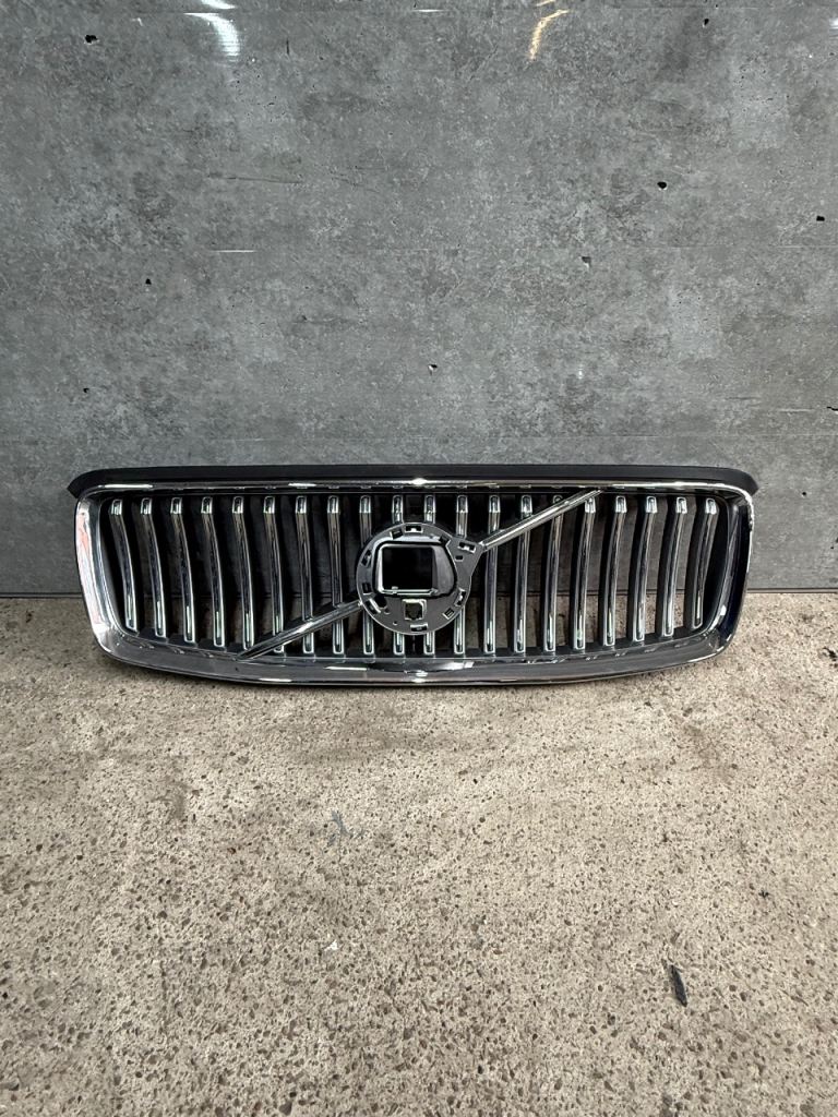 Volvo XC90 II MK2 Chrome Grill Genuine 2019 Onwards