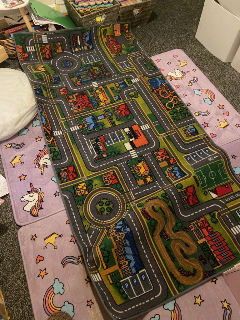 Kids Playmat Rug – City Road Design, Good Condition | in Sutton-in ...