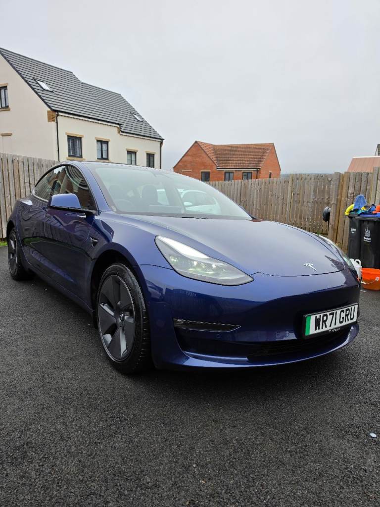 Tesla Model 3 Dual Motor Long Range December 2021 Heatpump Model