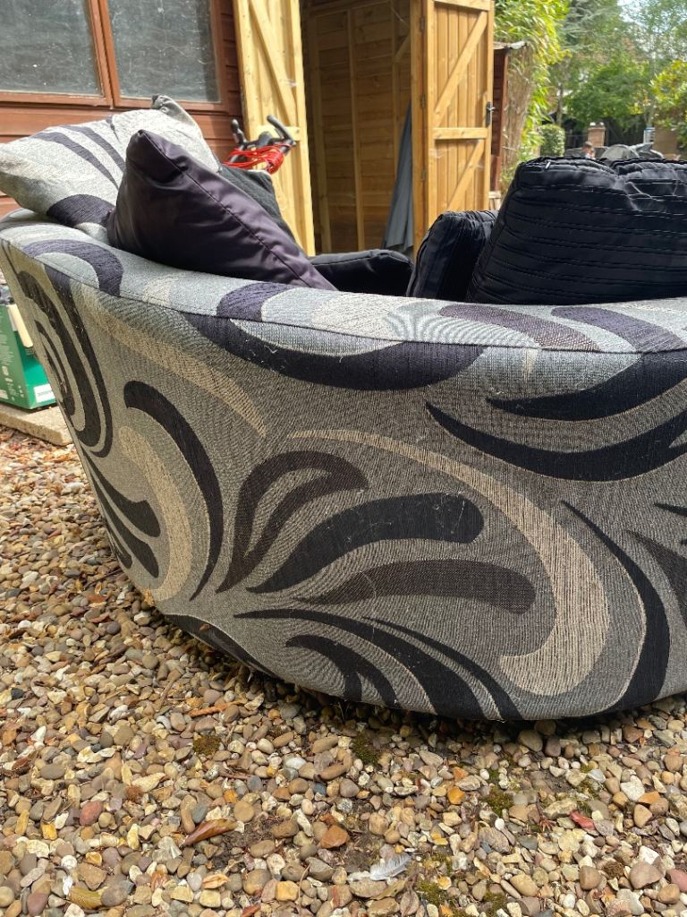 Large Round Cuddle Sofa / Snuggle Chair - Grey & Black Swirl + Cushions + Built-in Speakers