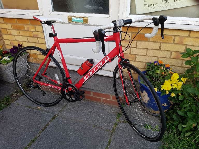 MANS CARRERA ROAD BIKE 700c WHEEL 22" ALUM FRAME GOOD CONDITION