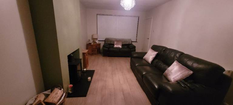 DOUBLE ROOM TO RENT IN A QUIET AND CLEAN HOME 