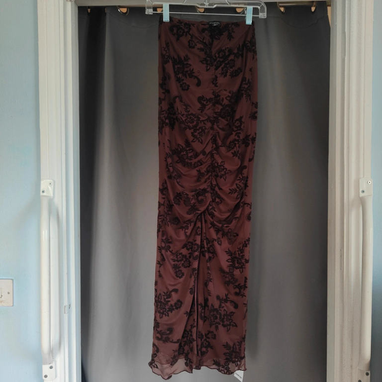 Boohoo Chocolate Floral Devore Ruched Maxi Skirt Size 6 Y2K Whimsigoth
