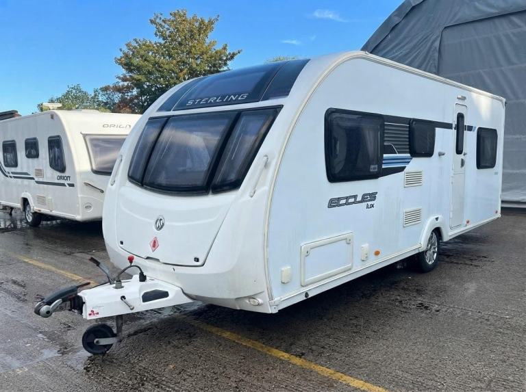 Sterling Eccles 586 6 Berth Caravan With Fixed Rear Bunks / Lounge