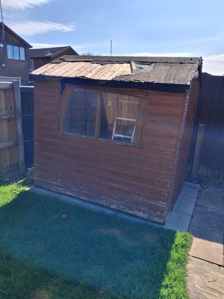 7 x 5m shed available for free