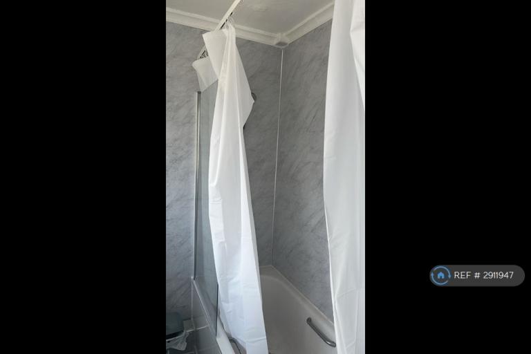 1 bedroom in Ford Road, Gravesend, DA11 (#2911947)