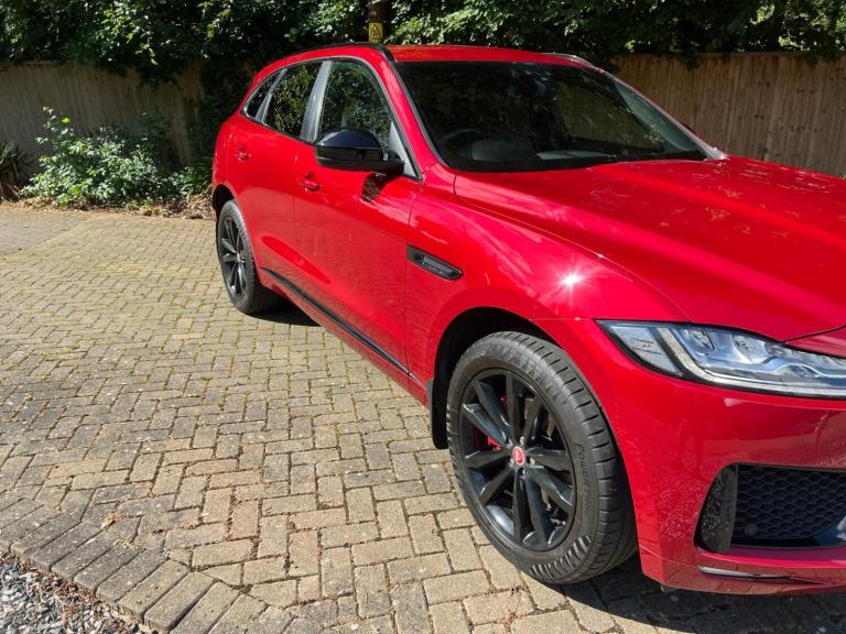 JAGUAR F-PACE 3.0 D300 V6 S 2016