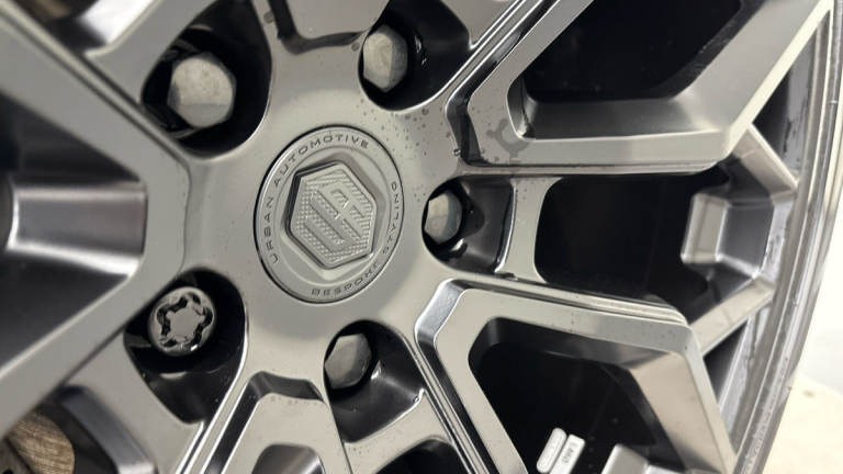 2022 Land Rover Defender 110 3.0 D300 MHEV X-Dynamic HSE SUV 5dr Diesel Auto 4WD Euro 6 (s/s) (30...