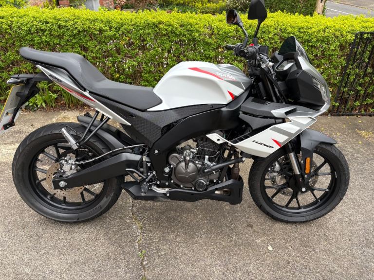 Aprilia Tuono 125cc Motorbike, 1574 miles, Excellent condition  
