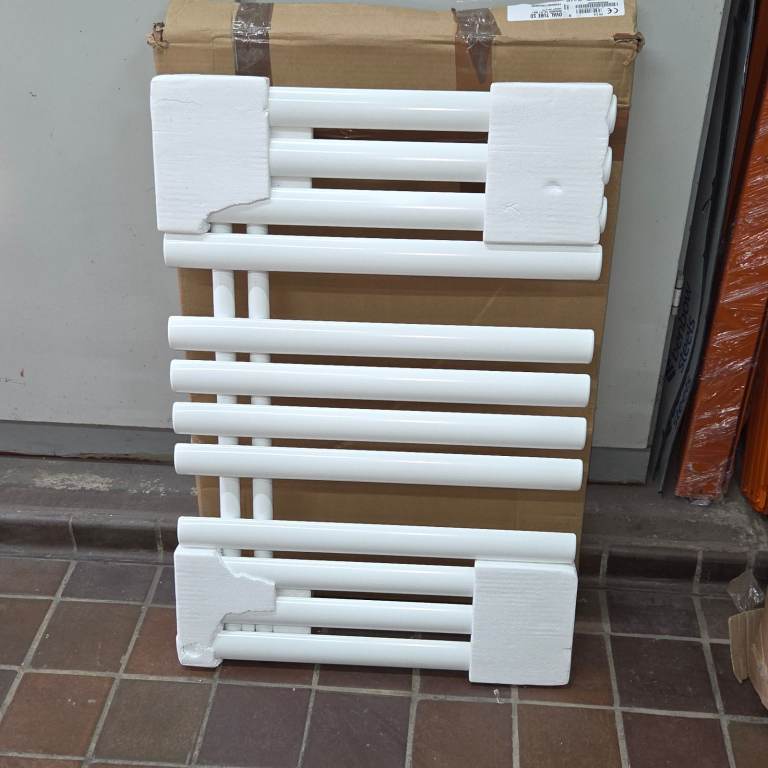 Cicero Bordo 885 x 600 (1617 BTU's) White
