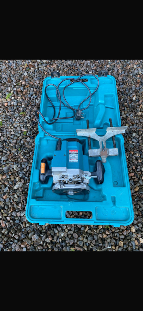 MAKITA ROUTER 3612 CX 