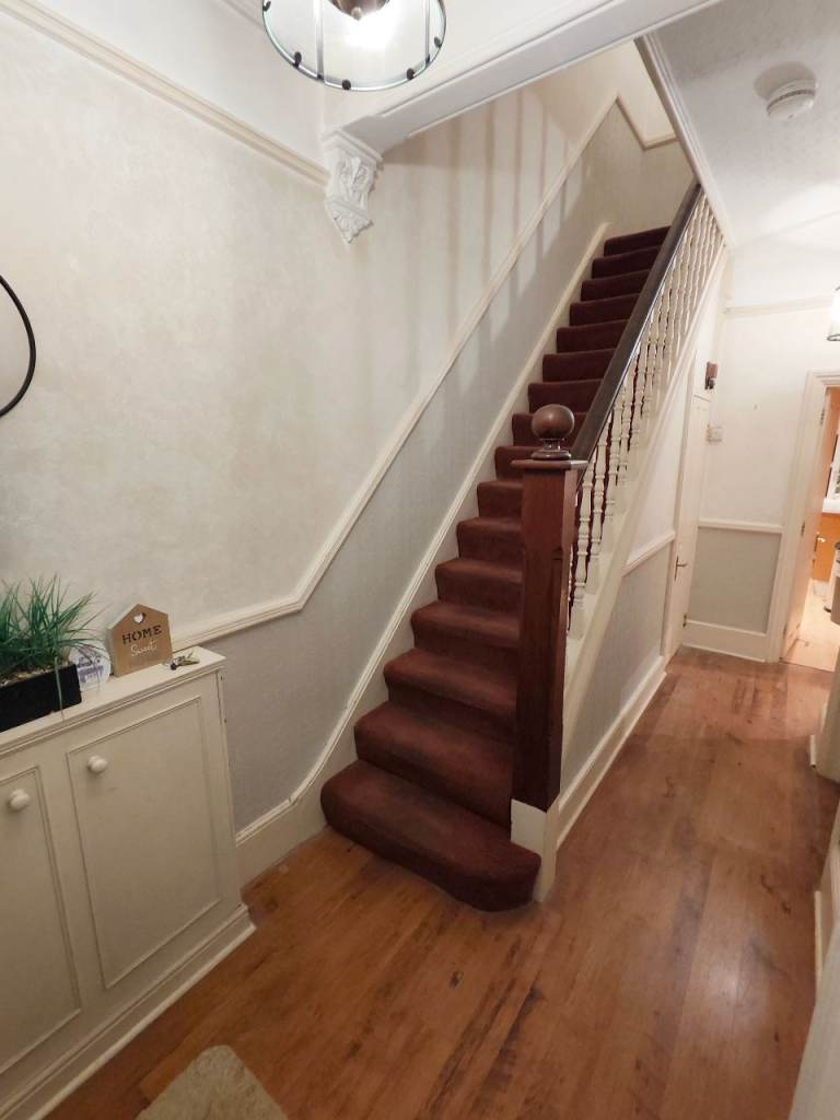 West London Hayes** 8 min walk to station