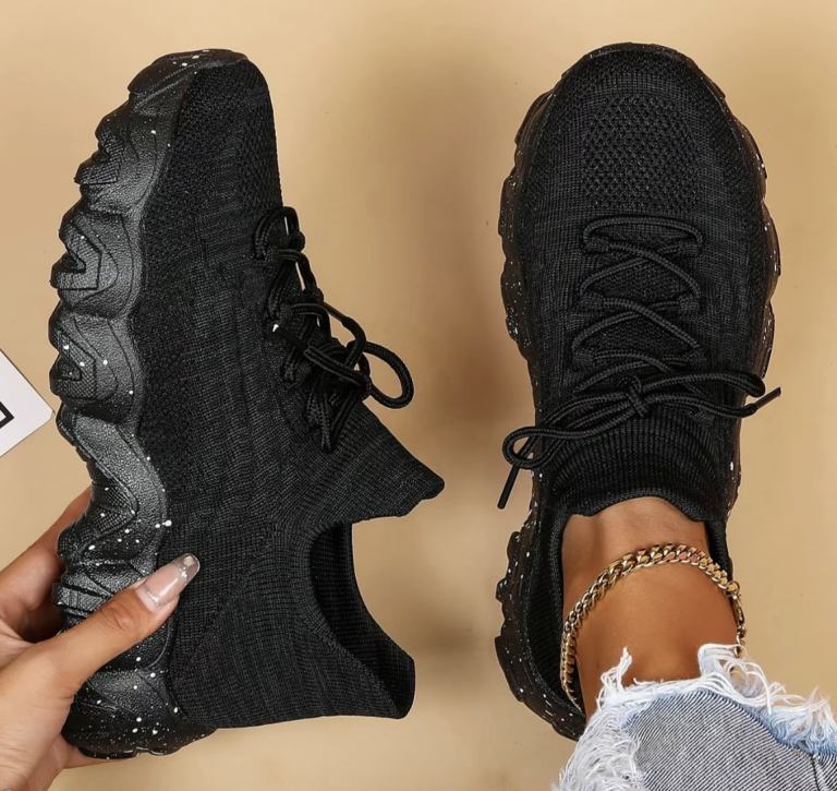 Brand new trainers size 6