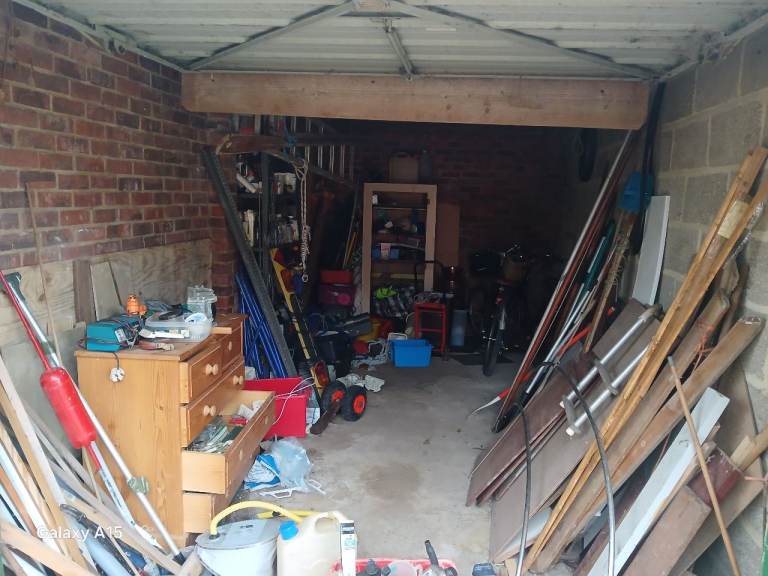 BOAT GEAR/CHANDLERY- IDEAL FOR BOAT JUMBLES