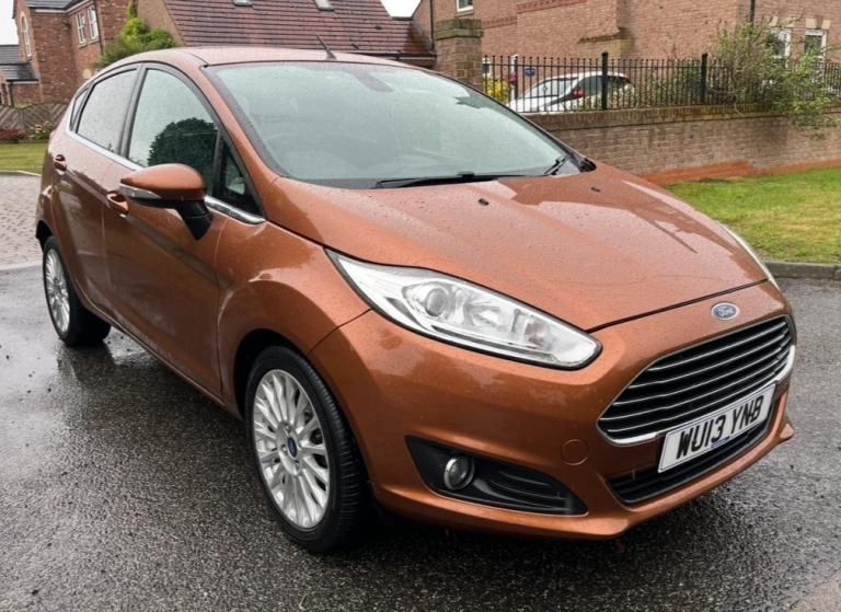2013 FORD FIESTA 1.0T TITANIUM GREAT S/HISTORY RUNS/DRIVES GREAT JUST SERVICED! 