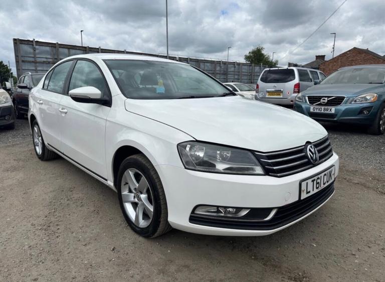 VOLKSWAGEN PASSAT 1.6 TDI Bluemotion Tech S 4dr | £35 ROAD TAX | T-BELT REPLACED