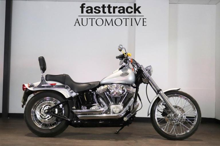 HARLEY DAVIDSON FXSTI SOFTAIL STANDARD 2005