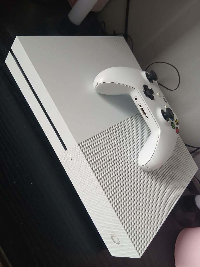 XBOX ONE S