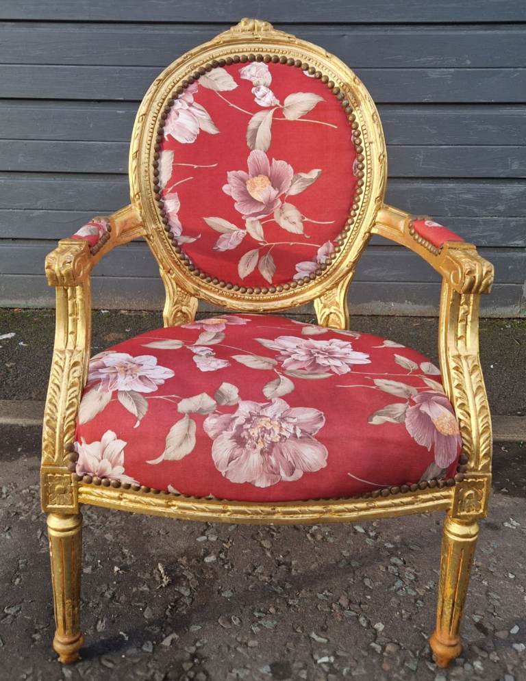 FRENCH ROCOCO STYLE CHAIR