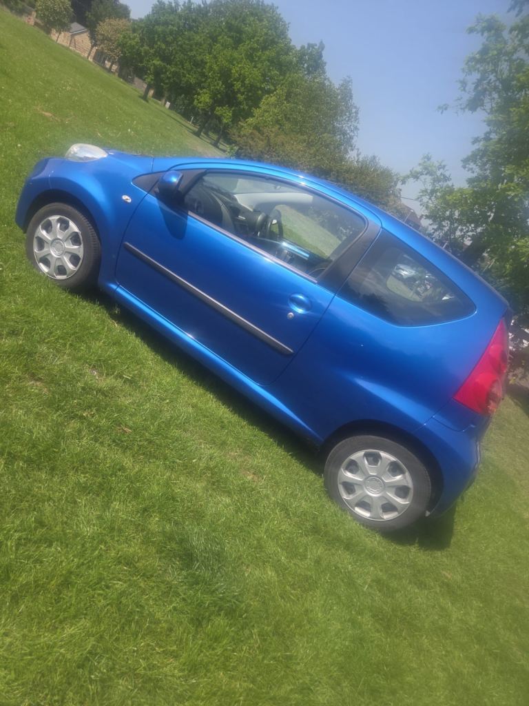 Peugeot, 107, Hatchback, 2010, Manual, 998 (cc), 3 doors